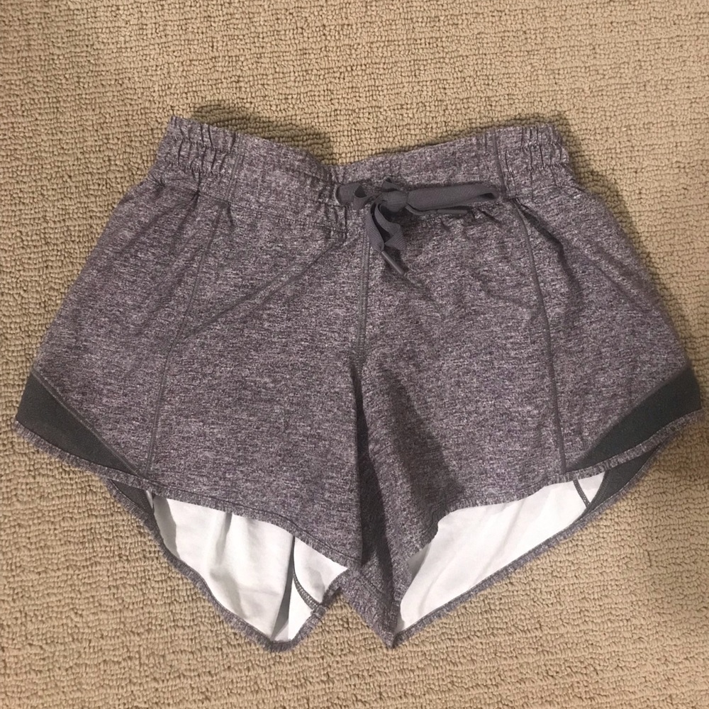 LuluLemon Hotty Hot Shorts Long. Size 6. Grey